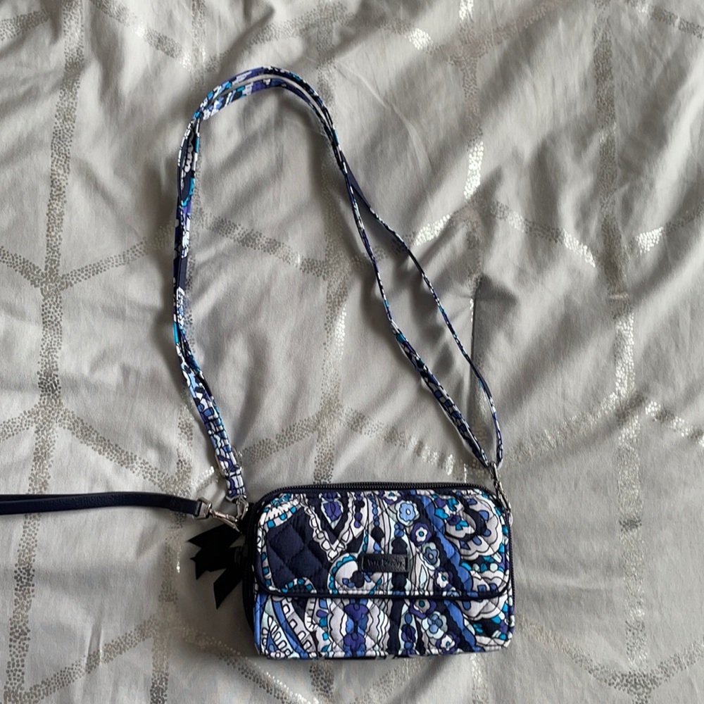 Vera Bradley Double Zipper Clutch\Cross-body